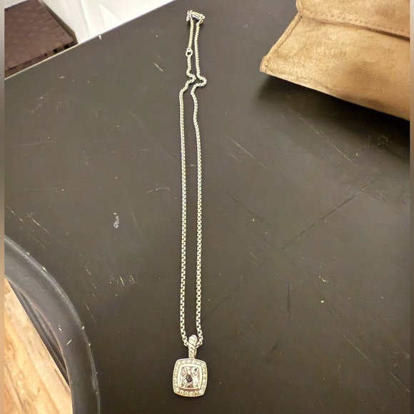 David Yurman Petite Albion Necklace - Picture 4 of 8
